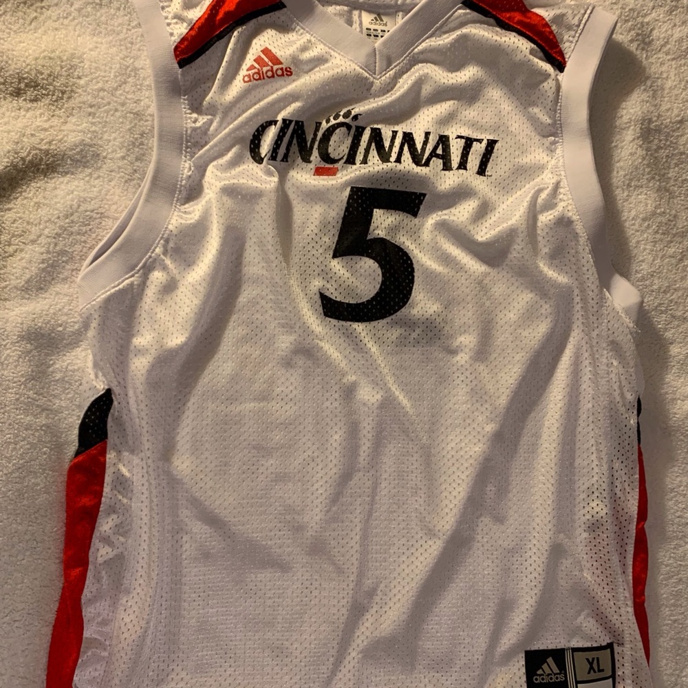 Adidas University of Cincinnati basketball shirt